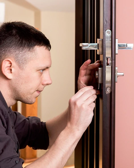 : Professional Locksmith For Commercial And Residential Locksmith Services in Lomita, CA